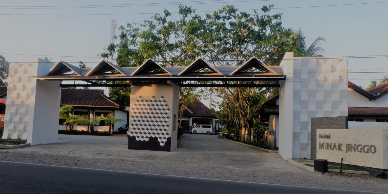 Hotel Minak Jinggo Banyuwangi  Kültér fotó