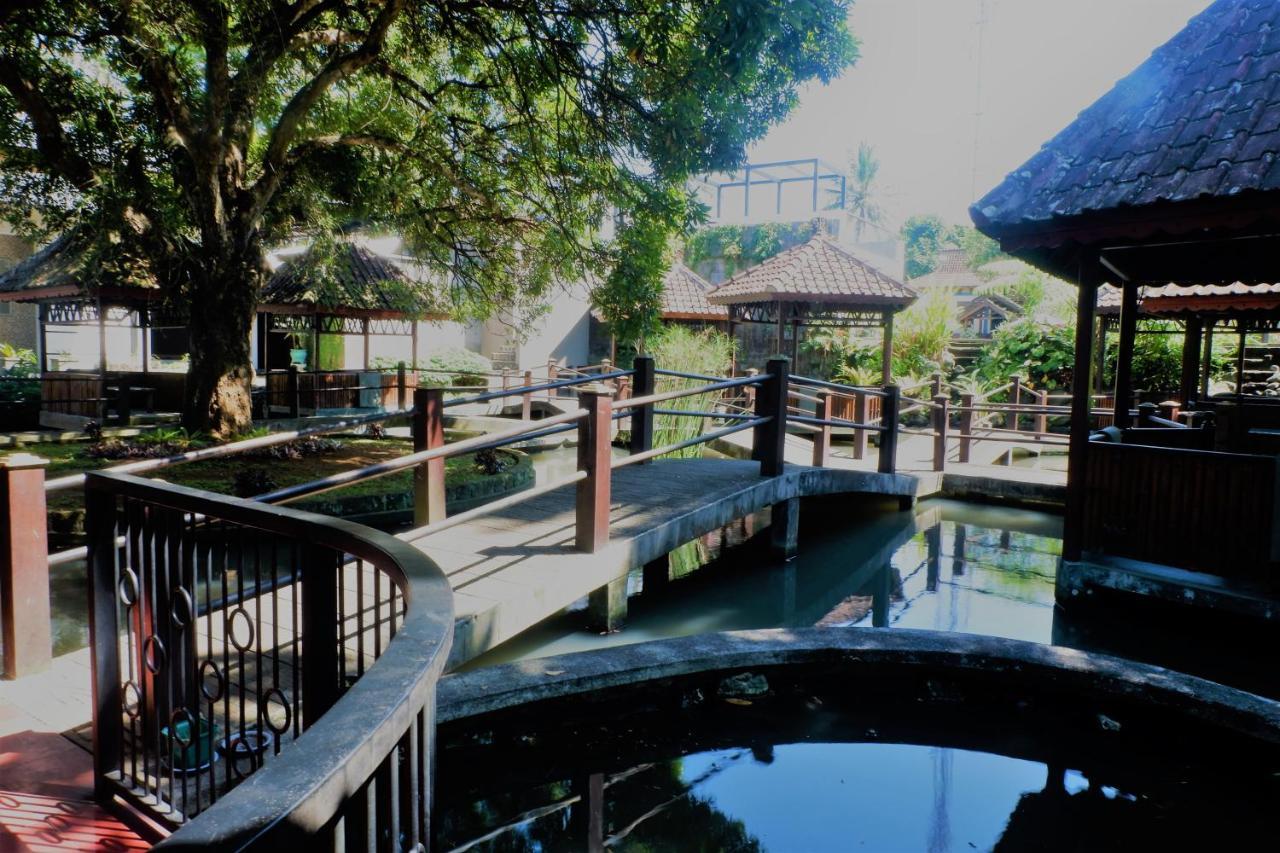 Hotel Minak Jinggo Banyuwangi  Kültér fotó
